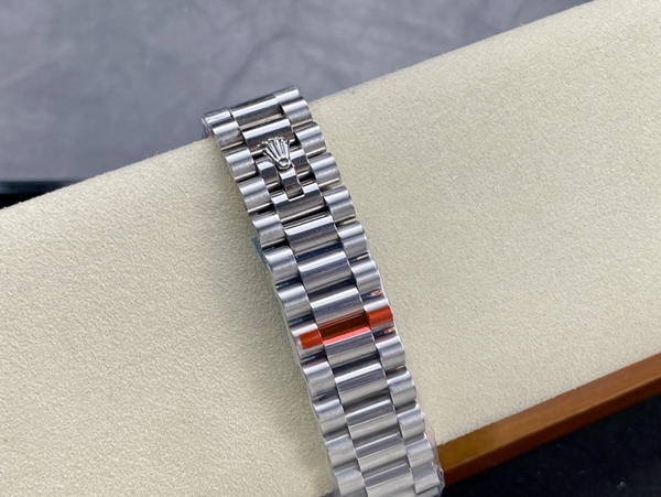 激安ロレックス着用イメージ